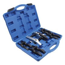 RUSSIAN EXTRATOR JUDG